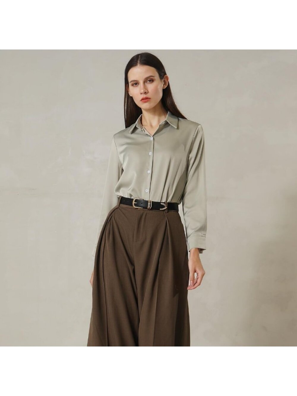 Stylish Women's Leather Belt with Metal Buckle - Trendy Waist Accessory for - Picture 6 of 6
